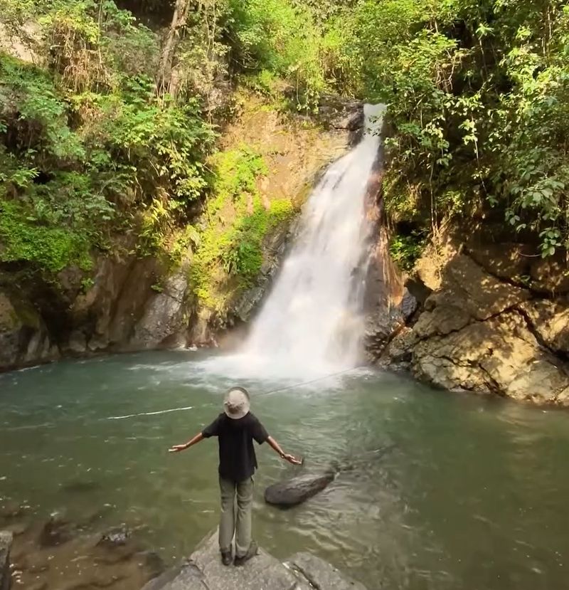 Air Terjun Haratai Kalimantan Selatan Air Terjun Haratai Kalimantan Selatan.