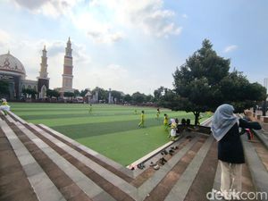 Menikmati Pesona Alun-Alun Terakota Majalengka