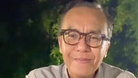 Uhhh apa ini? Makasih sayang, ungkap Dearly Djoshua ke Ari Lasso dilihat, Selasa (26/8/2025). Foto: dok instagram Ari Lasso
