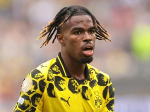 Borussia Dortmund Permanenkan Gelandang Muda Chelsea