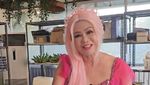 10 Gaya Nyentrik Ci Mehong, Pakai Rambut Donat hingga Kostum Mermaid