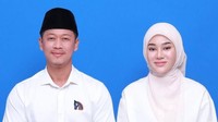 Clara Shinta menjelaskan alasan mau menikah dengan Alexander. Dan ternyata dari sosoknya, aku menemukan sesuatu. Semangat nya dalam menuntut ilmu menuntunku untuk lebih bersemangat lagi belajar serta mau untuk bersama sama dan setia dalam mendampingi proses belajarnya seumur hidup nanti, tulisnya. (Foto: dok Instagram i_am_lxa)