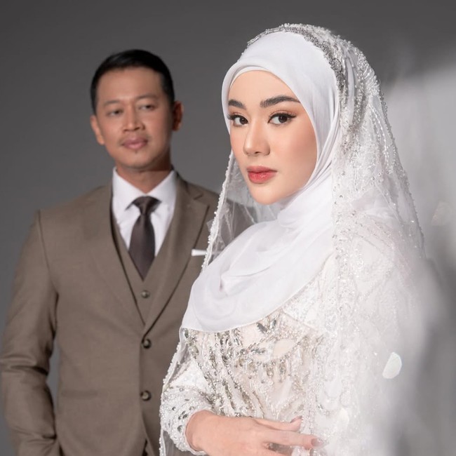 Clara Shinta Ungkap Suami Tak Pernah Beri Nafkah, Listrik Rumah Nggak Dibayar