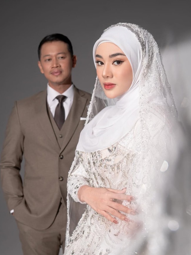 Clara Shinta Ungkap Suami Tak Pernah Beri Nafkah, Listrik Rumah Nggak Dibayar