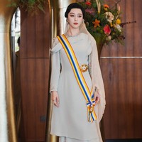 Sejak ditunjuk sebagai Tourism Friendship Ambassador Visit Melaka Year 2024, kehadiran Fan Bingbing dikatakan memberi dampak signifikan. Aktivitas promosinya berhasil mencatat lebih dari 1,5 miliar klik di platform WeChat, sebuah pencapaian digital yang dianggap salah satu tonggak penting pariwisata Malaysia di era media sosial. Foto: Instagram/@bingbing_fan @fiziwoo