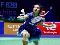 Hasil Kejuaraan Dunia BWF 2025: Gregoria Tumbang di 16 Besar