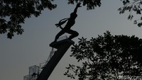 Selain itu, patung ini juga menjadi salah satu landmark paling ikonik di ibu kota. 