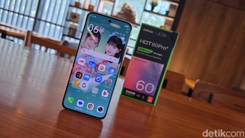 Ditenagai baterai besar 5.160 mAh dengan pengisian cepat 45W yang diklaim dapat mengisi daya hingga 50% dalam 22 menit. Infinix mengklaim baterai ini dapat bertahan hingga 1.800 siklus pengisian yang setara dengan penggunaan selama lima tahun.Foto: Adi Fida Rahman/detikINET