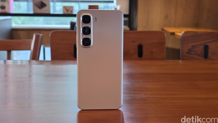 Infinix Hot 60 Pro Plus