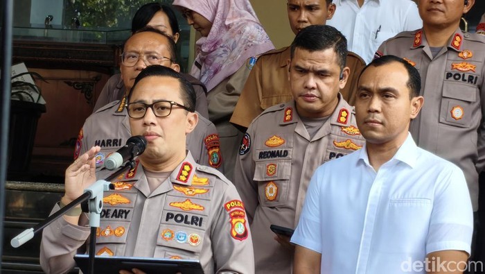 Kabid Humas Polda Metro Jaya, Kombes Ade Ary Syam