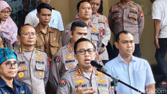Kabid Humas Polda Metro Jaya, Kombes Ade Ary Syam Indradi (Kurniawan F/detikcom)