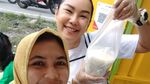 Duh! Booth Es Teler Kalina Oktarani Jadi Korban Vandalisme