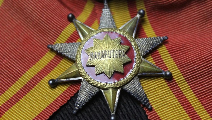 Kalung Medali Tanda Kehormatan Bintang Mahaputera Tingkat I