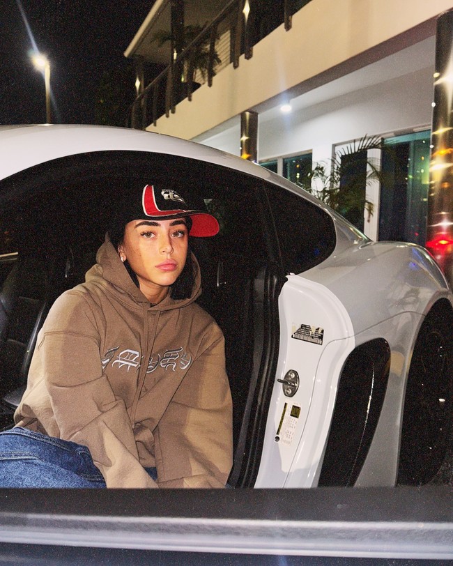 Pelantun ‘Wapo Traketero’ tersebut cukup dikenal secara global dan pernah tampil sebagai orang Argentina pertama di acara ‘The Tonight Show Starring Jimmy Fallon’. Ia cukup dikenal di Eropa dan telah memenangkan banyak penghargaan internasional bahkan disukai Barack Obama. Foto: Instagram @nicki.nicole