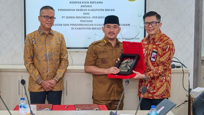 PT Semen Indonesia (Persero) Tbk atau SIG mengumumkan kinerja keuangan konsolidasian tahun 2022. Laba tahun berjalan naik 18% menjadi senilai Rp2,499 triliun.