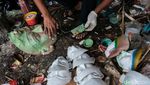 Perajin Jagakarsa Jaga Tradisi Betawi Lewat Ondel-Ondel