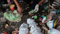 Pesanan datang dari panitia perayaan, komunitas budaya, hingga sekolah. Permintaan meningkat menjelang HUT RI atau acara adat, sementara hari biasa bergantung pesanan khusus. 
