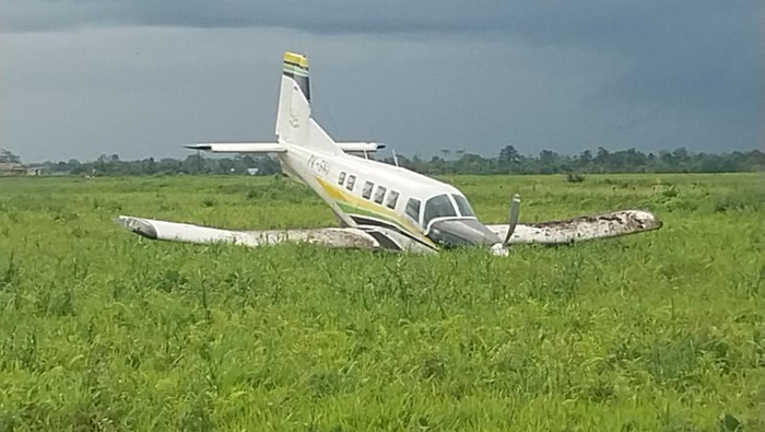 Pesawat Bunga Persada gagal mendarat di Bandara Mozes Kilangin, Kabupaten Mimika, Papua Tengah.