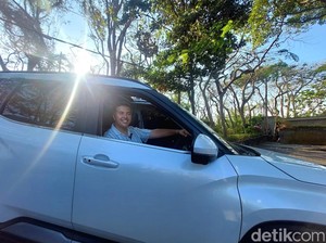 Liburan Ala Rifat Sungkar: Secret Riding Hingga Road Trip dengan Campervan
