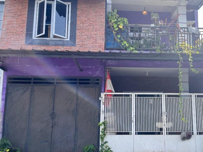 Salah satu rumah Immanuel Ebenezer di Sukamaju, Cilodong, Depok, Jawa Barat. Salah satu rumah Immanuel Ebenezer di Sukamaju, Cilodong, Depok, Jawa Barat.