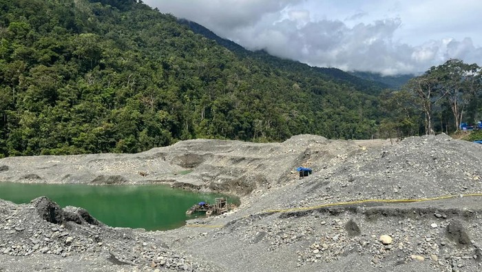 Tambang emas ilegal Manokwari