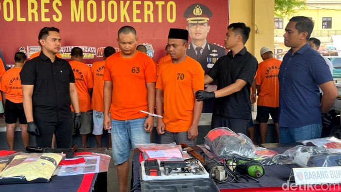 Tersangka jambret kalung nomor kaus 70
