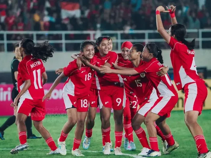 Timnas Putri Indonesia U-16 lolos ke semifinal Piala AFF Wanita U-16 2025.