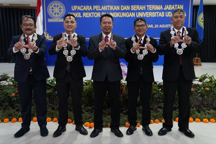 Unud lantik empat wakil rektor baru di Kampus Sudirman, Senin (26/8/2025) (Dok Humas Unud)