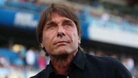 Conte Cuti di Tengah Situasi Ruang Ganti Napoli yang Memanas