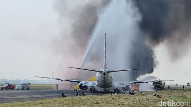 Bandara Juanda Latihan Penanganan Kecelakaan Pesawat