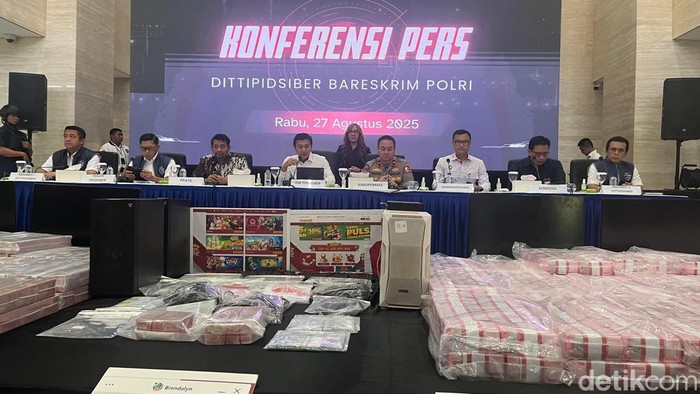 Bareskrim membongkar kasus judi online. (Rumondang/detikcom)