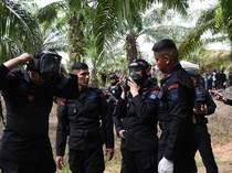 Warga Aceh Timur Keluhkan Bau Diduga Gas, Gegana Cek Sumbernya