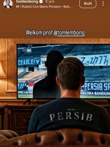 Bobotoh yang menandai Tom Lembong saat Thom Haye datang ke Persib