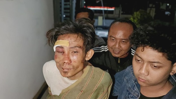 Pelaku curanmor modus COD di Probolinggo babak belur dimassa warga