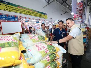 Gerakan Pangan Murah, Polda Jatim-Bulog Salurkan 2 Ton Beras Rp 11 ribu