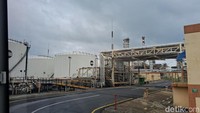 Adapun pasokan bahan baku berasal dari 27 sumber domestik seperti Banyu Urip, Duri, dan Minas, serta 26 sumber impor dari kawasan ALC, Saharan, hingga Cabinda. “Crude yang kita olah itu sekitar 68–70 persen memang dari impor, 30–32 persen domestik