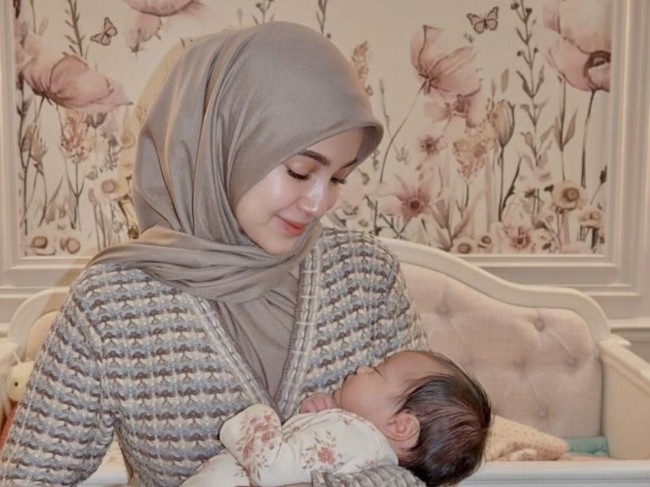 Kamar Baby Aisha Anak Miskah dan Yislam