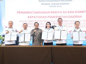 Tito Minta Pemda Pertimbangkan Kondisi Sosial Saat Menyusun Produk Hukum