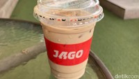 Kopi Jago menjadi pelopor kopi gerobakan keliling yang harganya murah. Seporsinya mulai dari Rp 8.000-an untuk variasi kopi susu aren. Foto: Yenny Mustika Sari/detikcom