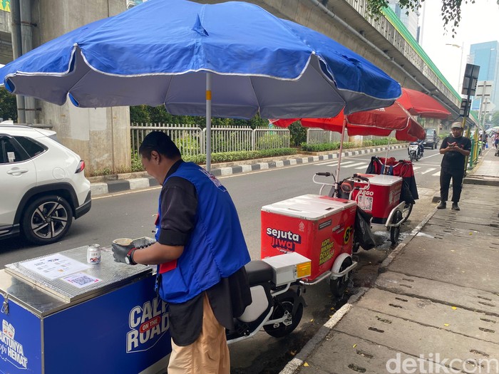 Kopi gerobakan keliling Review battle kopi gerobakan keliling dari 5 merek berbeda