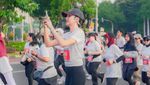 Mikha Tambayong Girang Bisa Lari 8 Kilometer