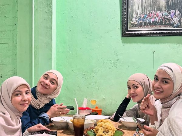 Nina Zatulini Liburan dan Kulineran di Jepang Bareng Geng RANAYU
