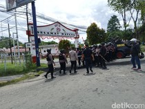 Rumah Gubernur di Sorong Ikut Jadi Sasaran Rusuh Simpatisan Terdakwa Makar