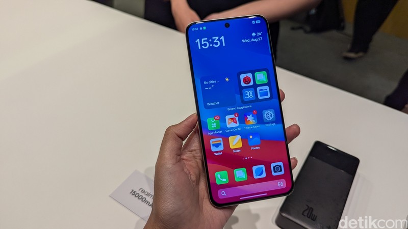 Ponsel konsep Realme 15.000 mAh