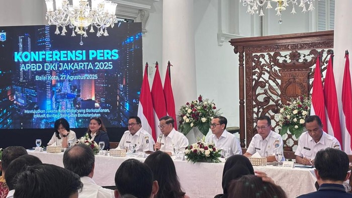 Pramono dalam konferensi pers APBD Juli 2025 di Balairung, Balai Kota Jakarta (Belia/detikcom)