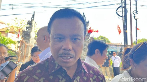 Sekda Bali Dewa Made Indra di Banjarasem, Buleleng, Rabu (27/8/2025).