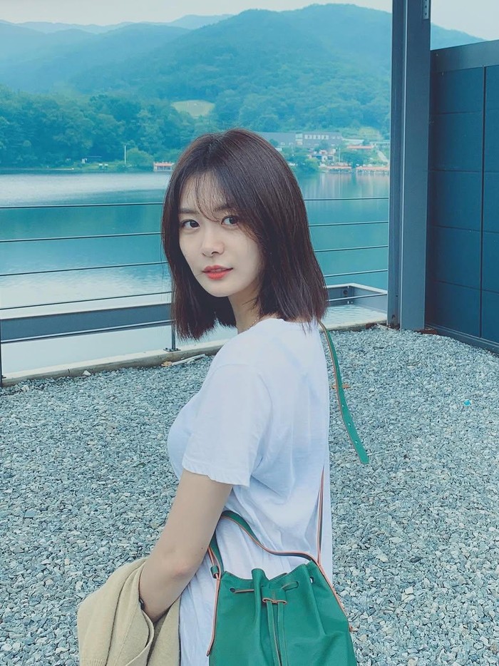 Song Da Eun Song Da Eun, aktris yang digosipkan berpacaran dengan Jimin BTS.
