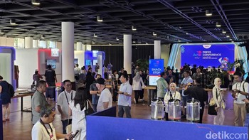 Bali Annual Telkom International Conference (BATIC) 2025 berlangsung pada 26-29 Agustus 2025 di Bali International Convention Center (BICC), Nusa Dua, Bali. Ini adalah event tahun yang memasuki tahun ke-10 dan kali ini bertema Igniting Tomorrows Digital Evolution. (Foto: Fitraya Ramadhanny/detikINET)