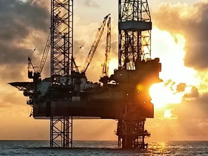 Pertamina Hulu Energi Offshore North West Java (PHE ONWJ) laporkan keberhasilan operasi pengeboran sumur LLE-5ST di Lapangan Lima di area lepas pantai Kabupaten Karawang. Dalam uji produksi pertama mampu mampu menghasilkan hingga 2.635 barel per hari (BOPD) pada Jumat (22/8).