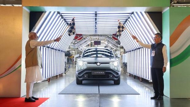 Suzuki e Vitara resmi diproduksi, bakal diekspor ke 100 negara